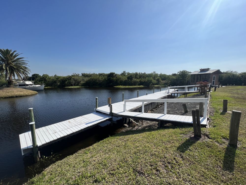 Wet Slip in Moore Haven, Florida
