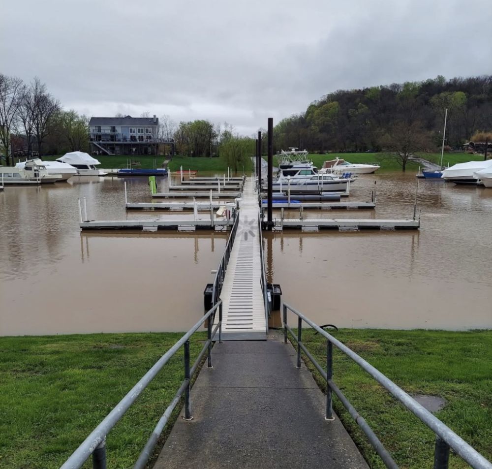 Wet Slip in Goshen, Kentucky